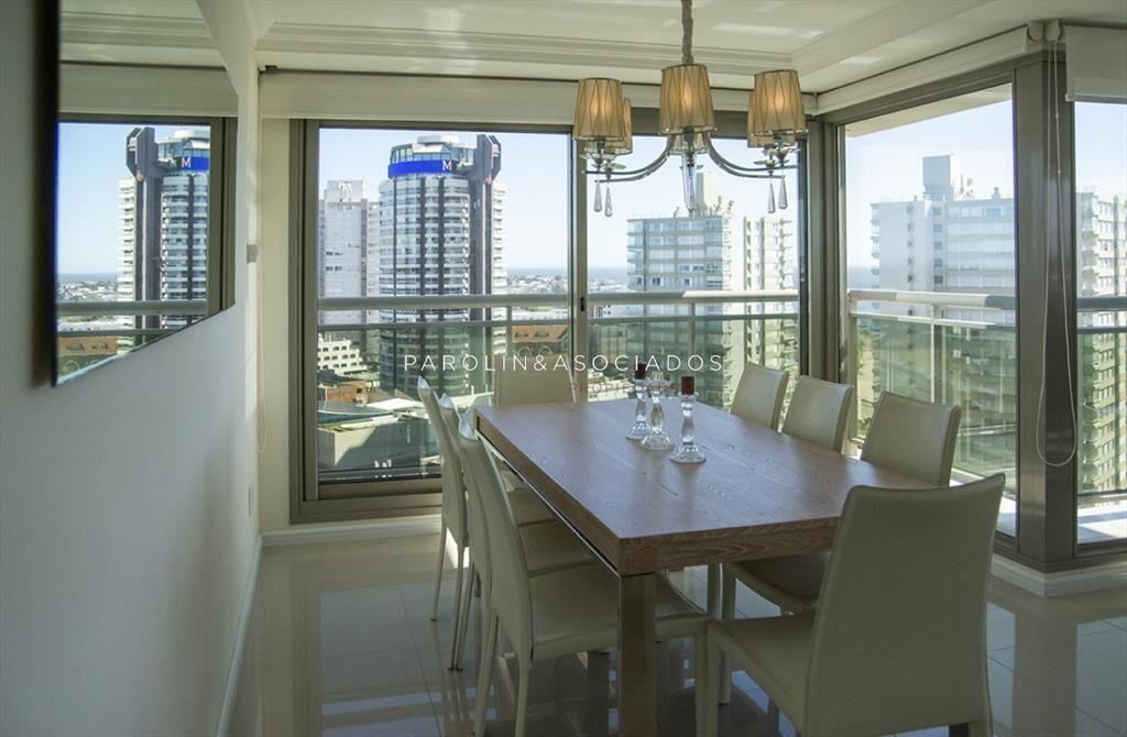 Apartamento en venta con vista al mar en Torre Imperiale, P