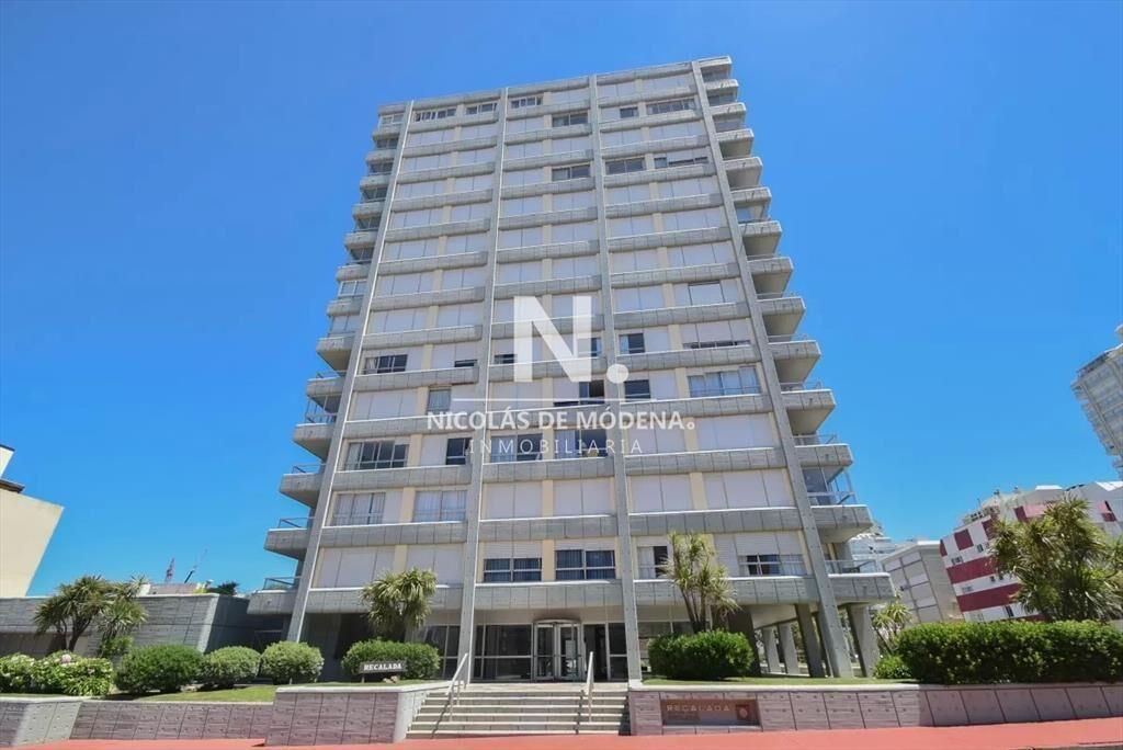 Torre en Península con piscina. Apartamento en 1