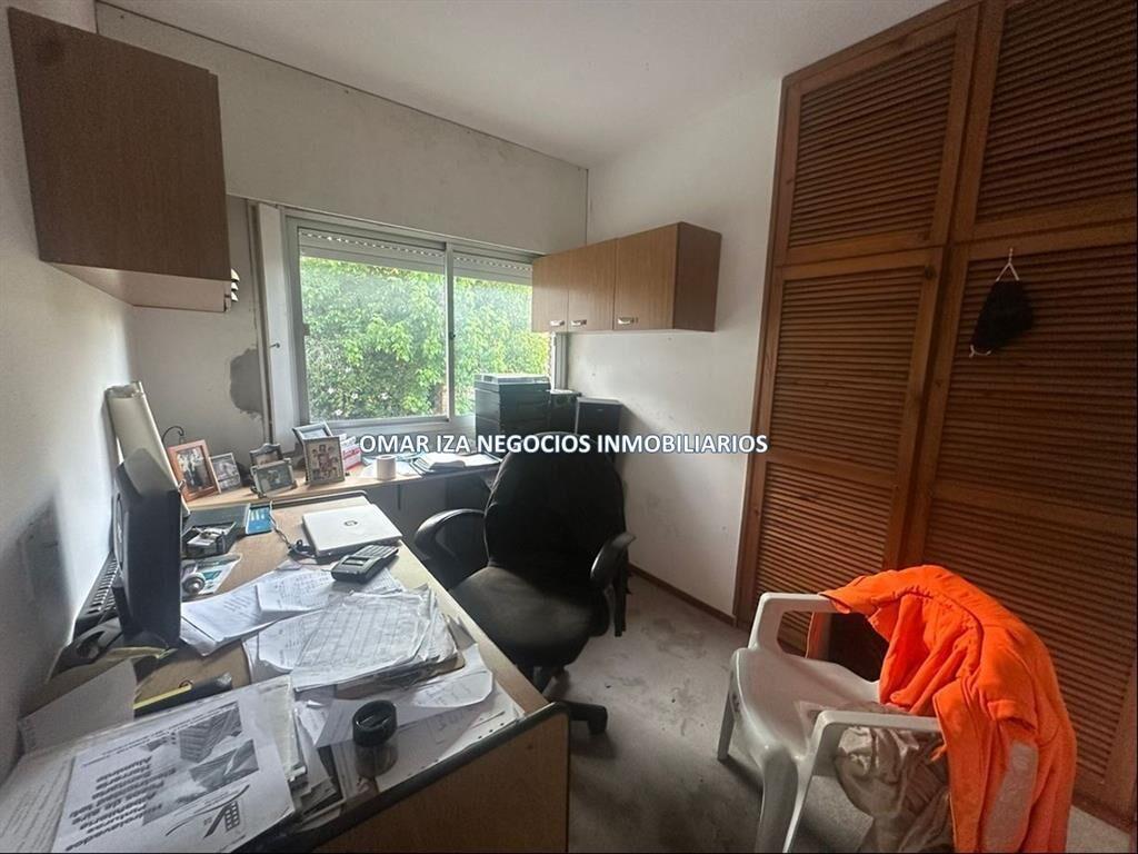 Venta casa a reciclar Atahualpa Prado 4 dormitorios fondo