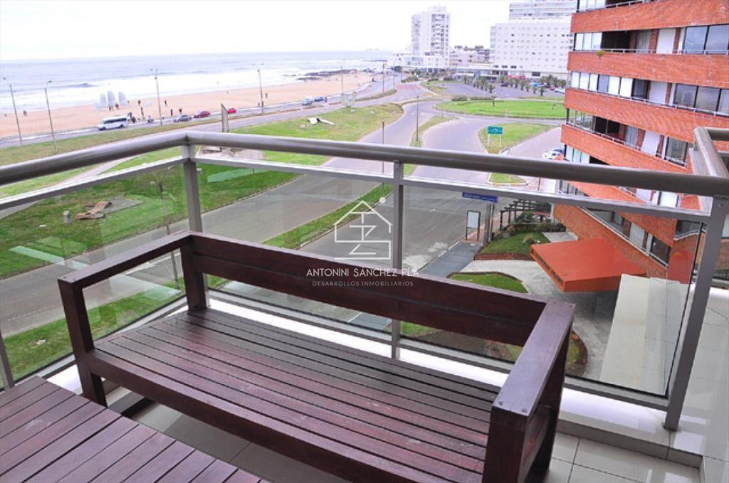 IMPERIALE FRENTE AL MAR