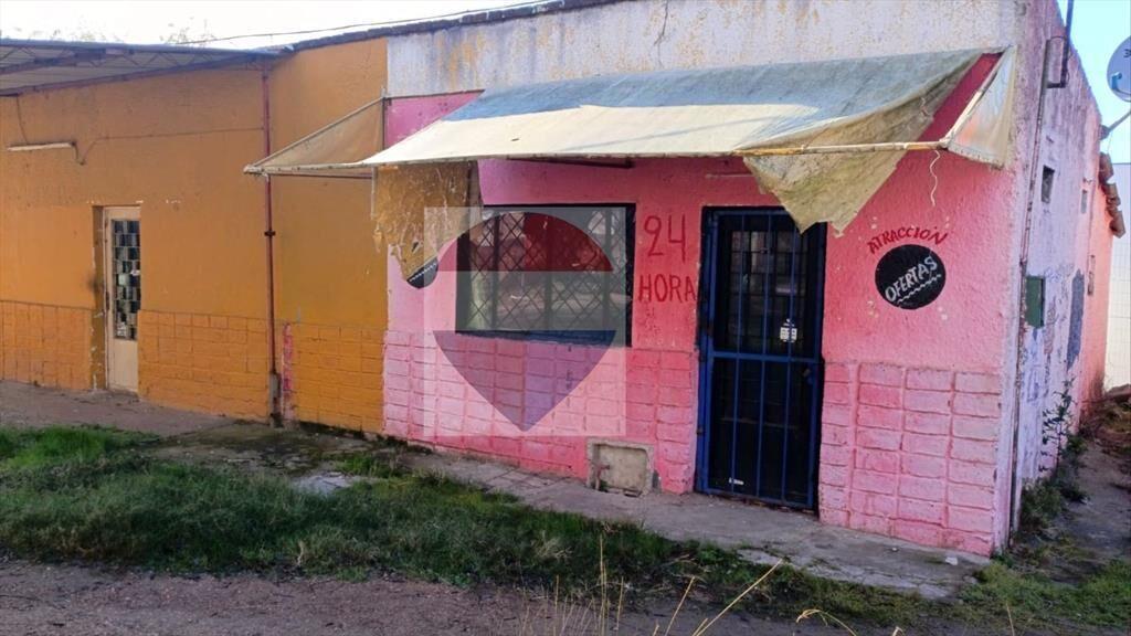 VENTA DE LOCAL COMERCIAL EN PANDO