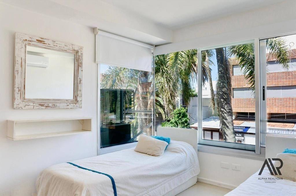 Moderno apartamento en venta Puerto de Punta del Este Ga...