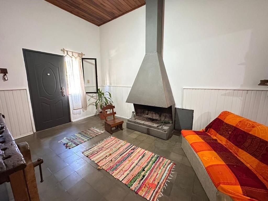 CASA EN VENTA + LOCAL COMERCIAL CON RENTA