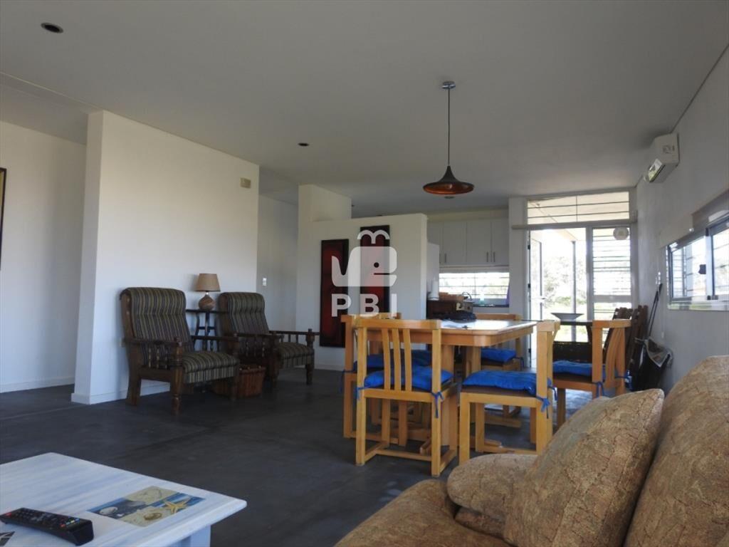 Casa 3 DORMITORIOS en Chihuahua, Punta Ballena -