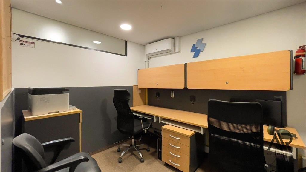 Venta Oficina con renta en Torre Libertad sobre 18 de ju...