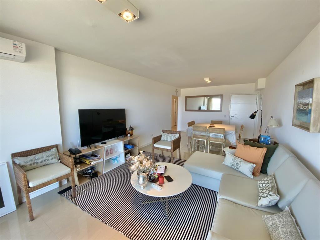 ALQUILER TEMPORARIO DE APARTAMENTO 3 DORMITORIO EN EDIFICIO