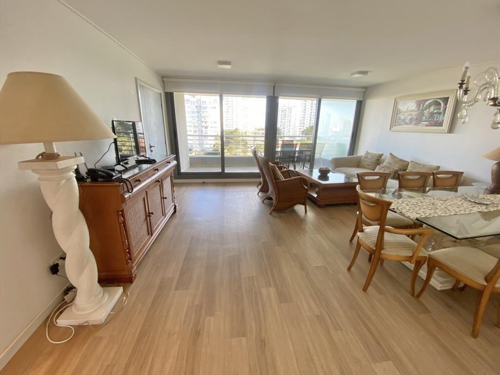 VENTA APARTAMENTO 2 DORMITORIOS EDIFICIO ALEXANDER BOULEVAR