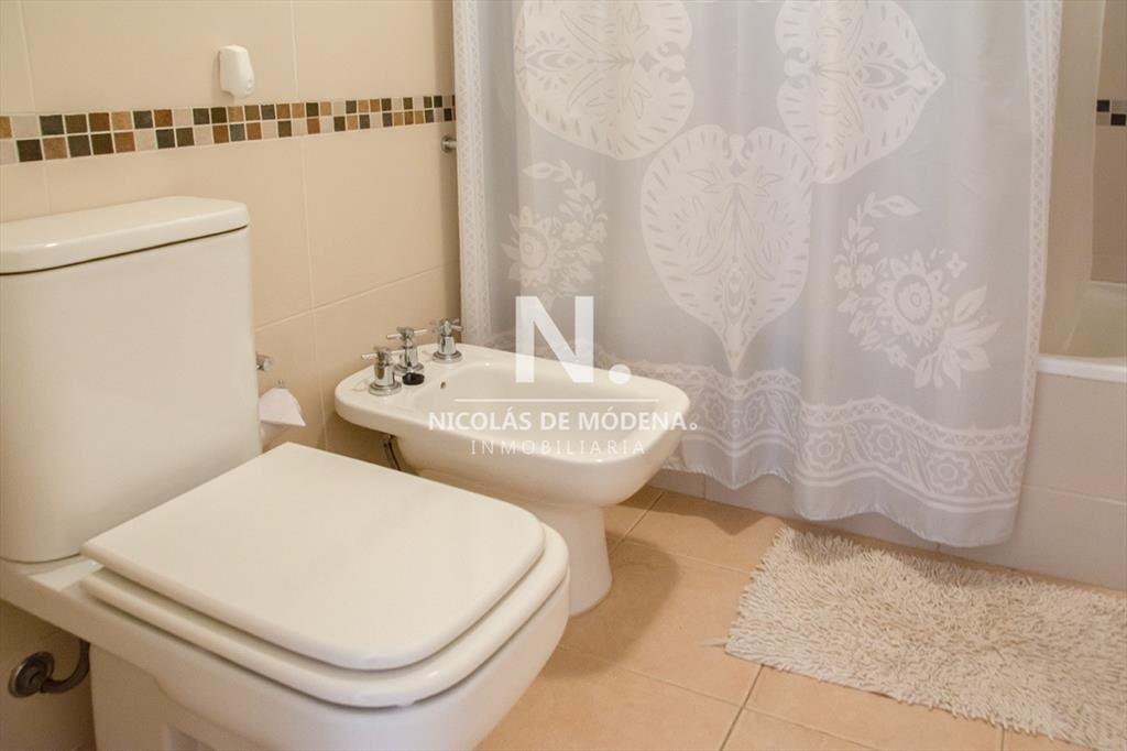 departamento en venta de 3 dormitorios en playa