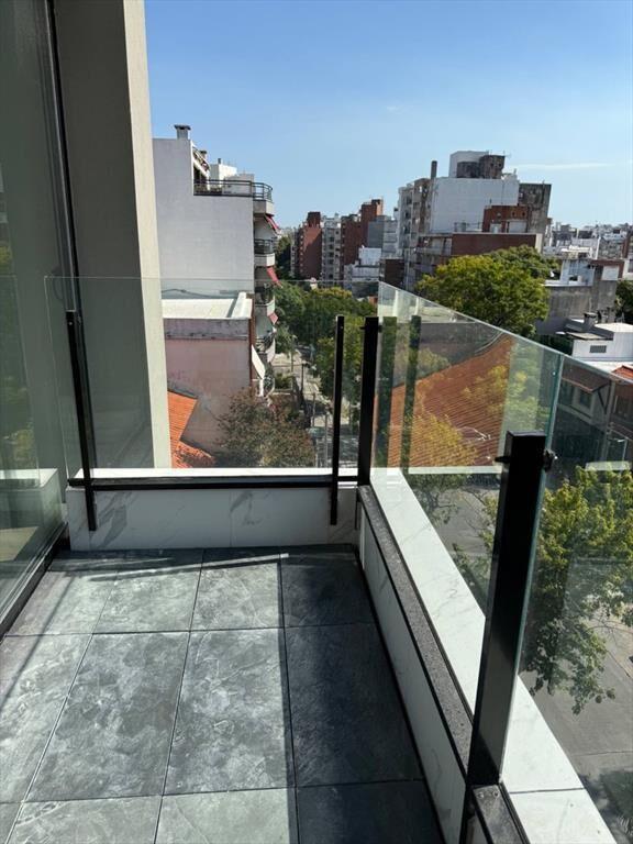 VENTA APTO 2 DORM 2 BAÑOS BALCÓN POCITOS GARAGE