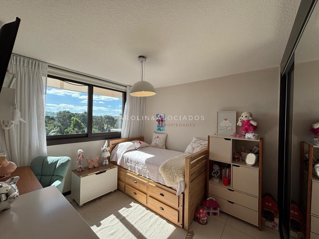 Excelente apartamento con vista 3 dormitorios
