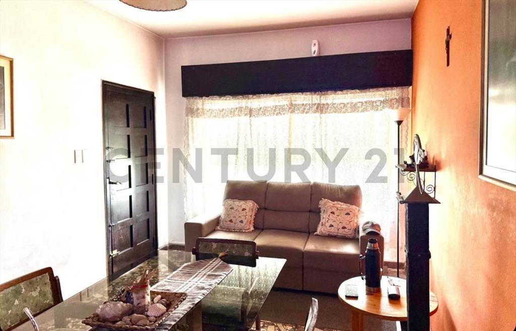 Venta 2 casas Peñarol,717 m2,multiples garajes.3 dormi,pa...