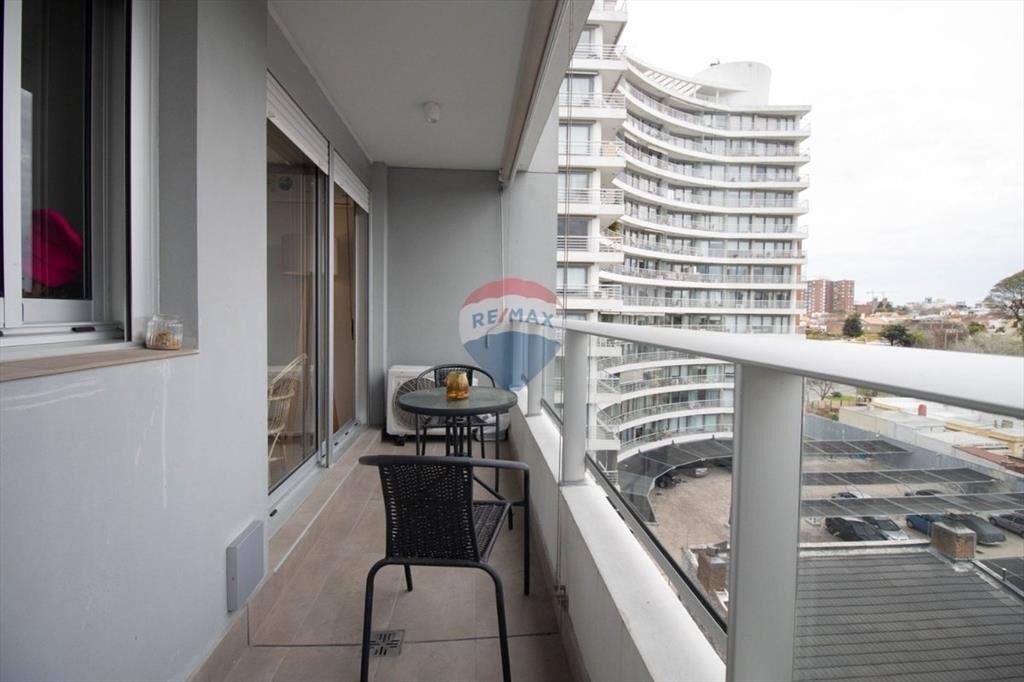 Venta apartamento 1 dormitorio con renta en Malvín