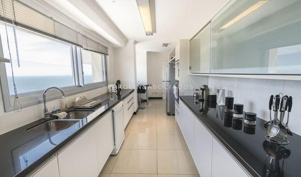 Apartamento en venta en Tiburón III, Punta del