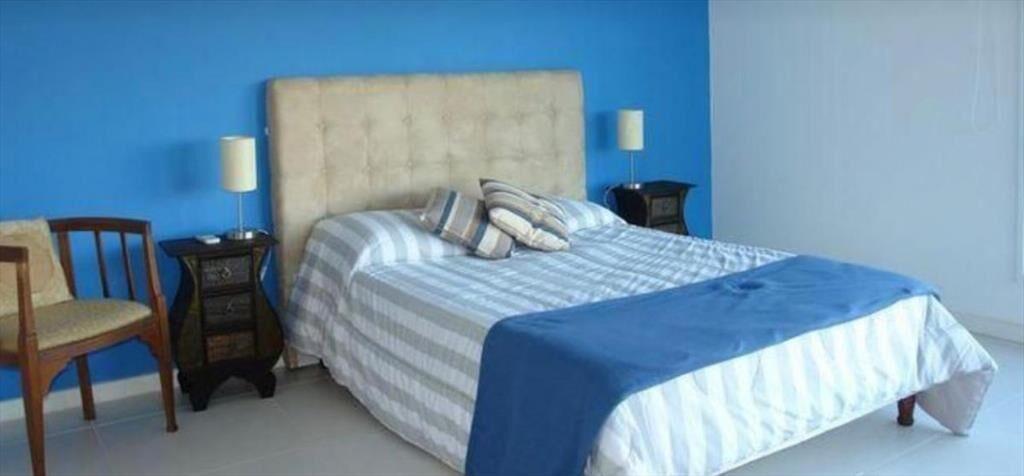CASA EN VENTA DE 6 DORMITORIOS EN LA BARRA