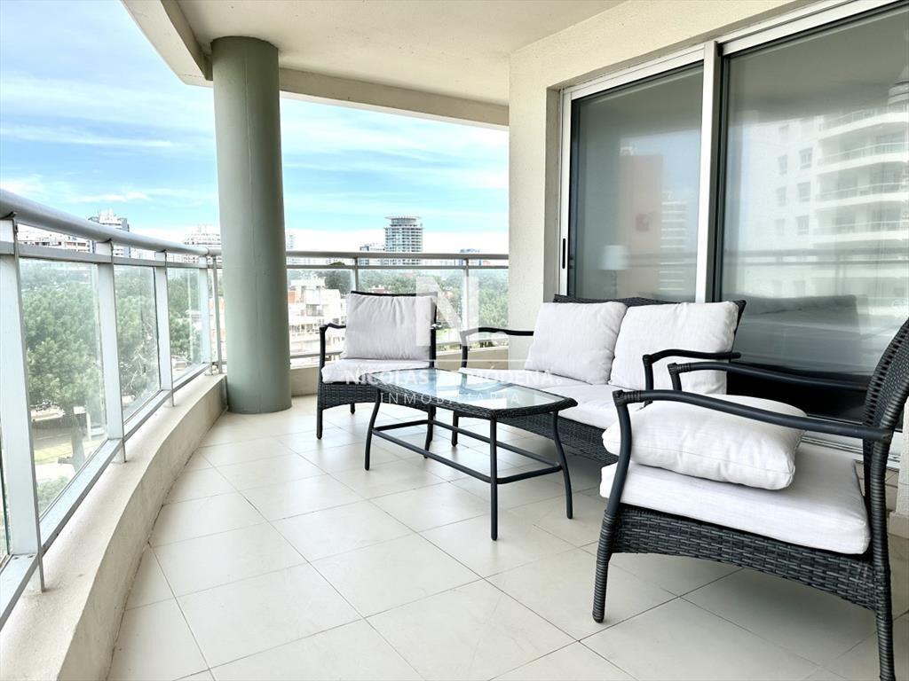 Vende Apartamento en Brava - Punta del Este de 3
