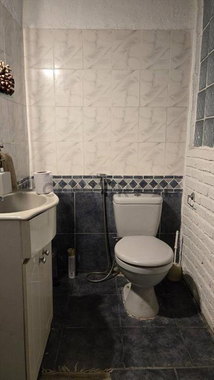 Venta casa La Blanqueada 5 dormitorios 3 baños fondo o ca...