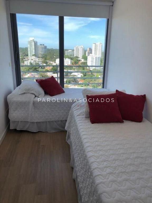 Apartamento en venta de 2 dormitorios en torre