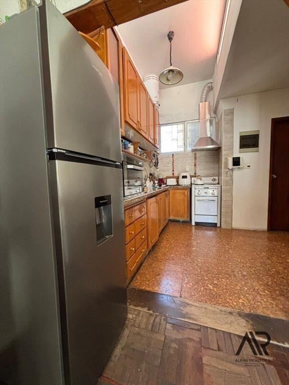 Casa en venta de 4 dormitorios c/ cochera en Punta Gorda