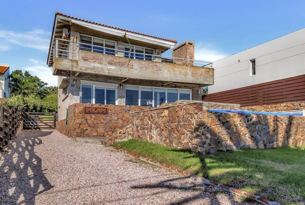 Casa en venta frente al mar en Piriapolis