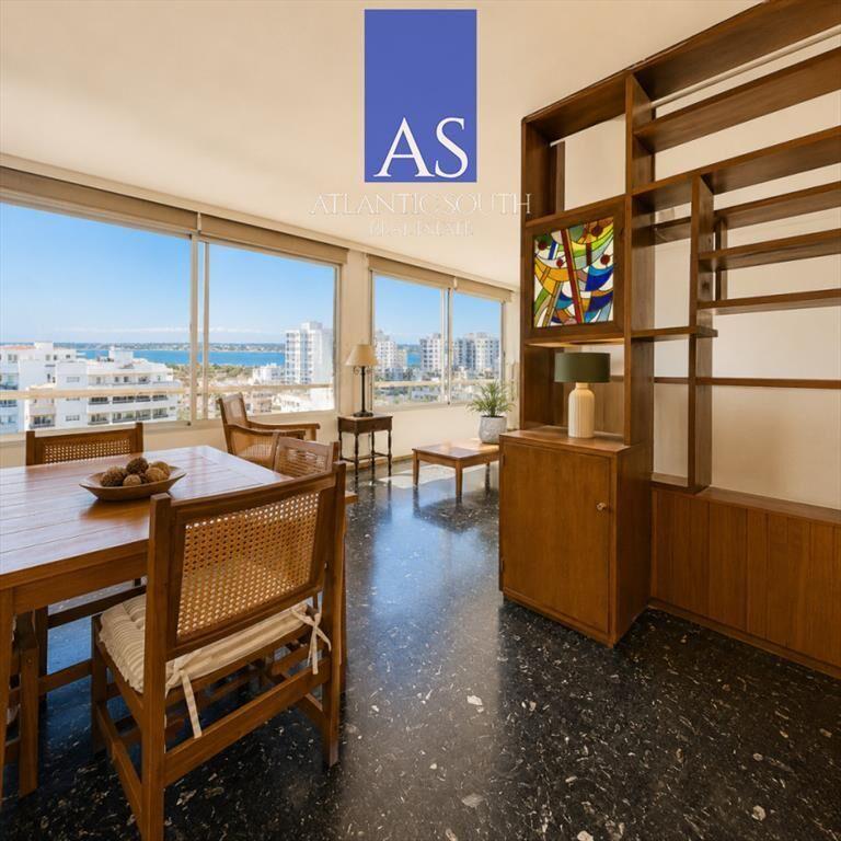 Apartamento con espectacular Vista al Mar sobre 2
