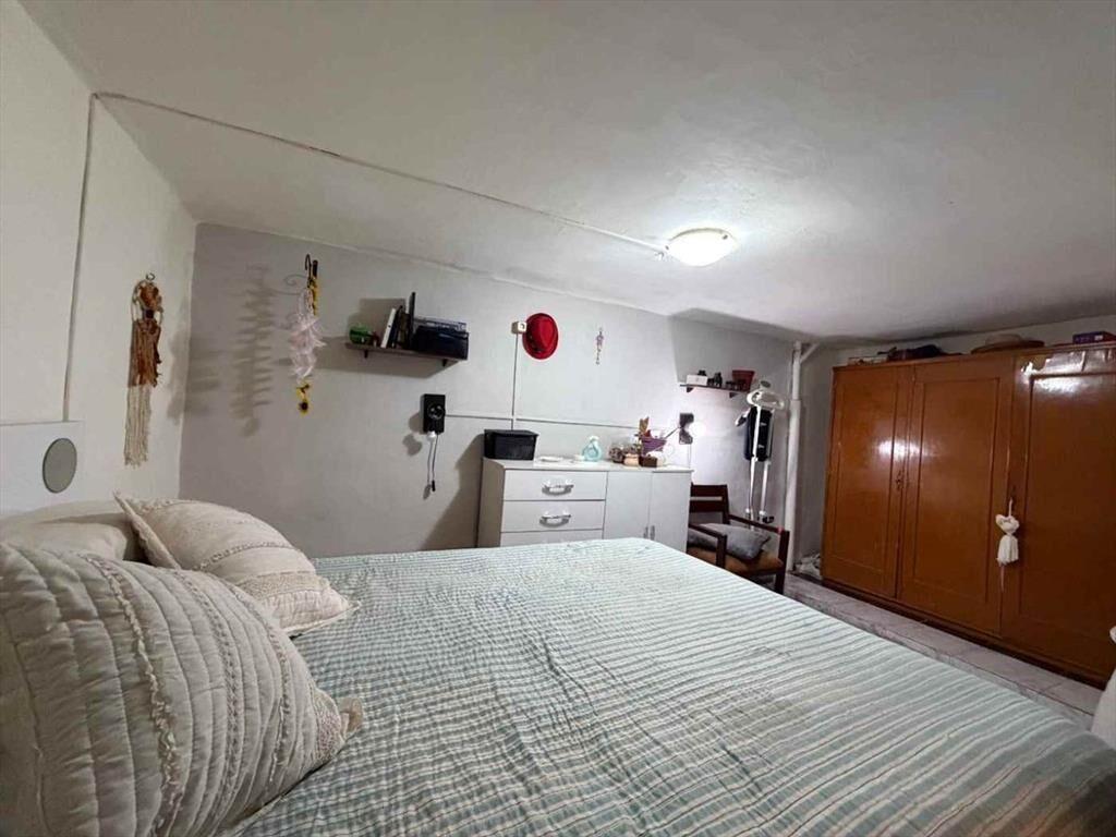 Vendo casa 6 dormitorios 2 baños inversión Reducto