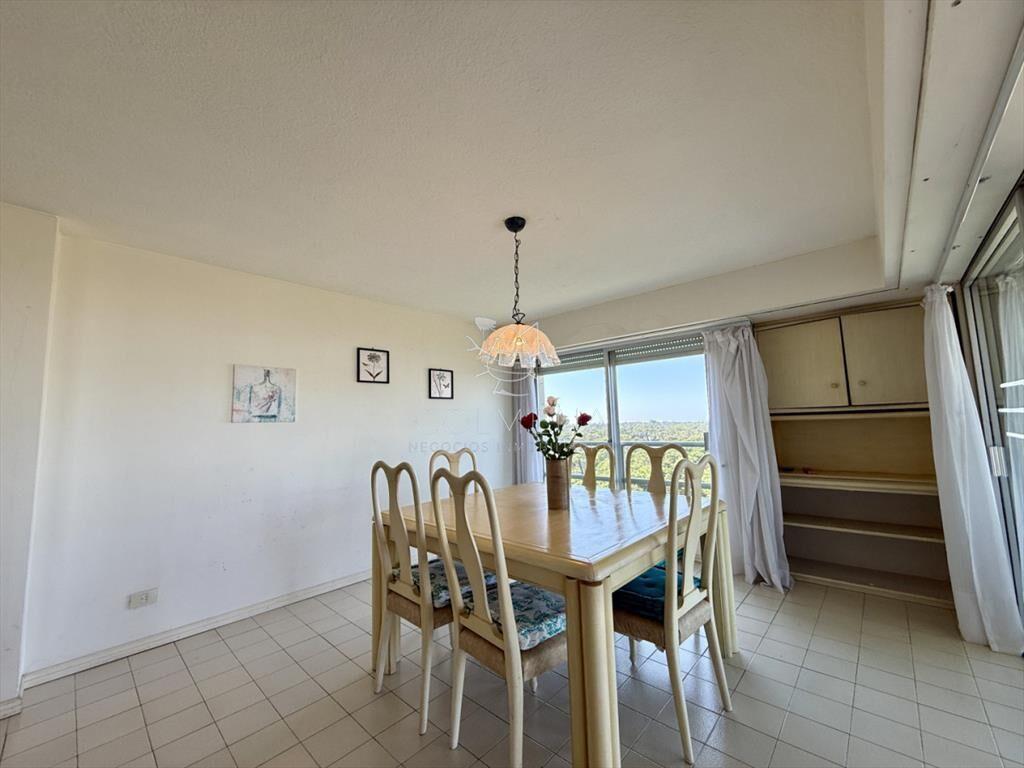 Venta de Apartamento Parquemar Bosque Parada 15