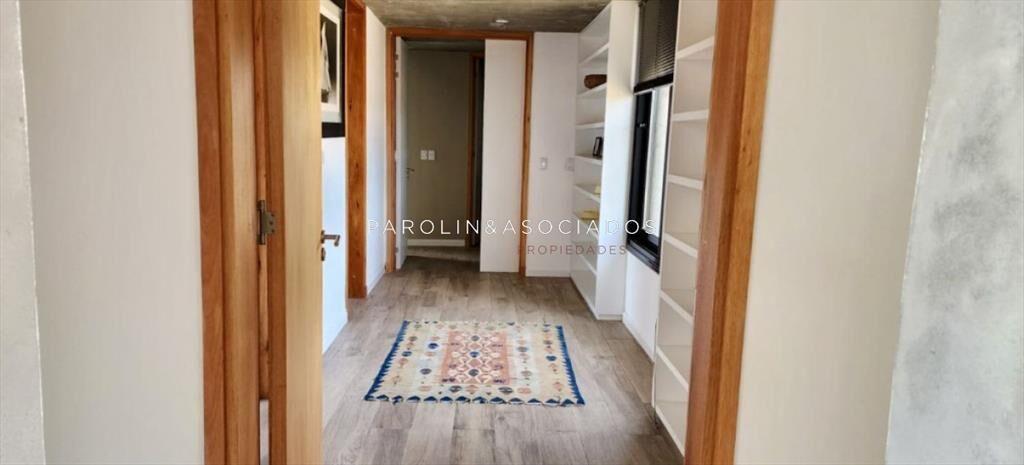Casa en Venta de 4 Dormitorios en Pueblo Mio,