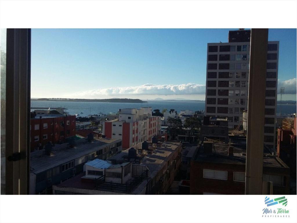 Hermoso apartamento con espectacular vista al mar