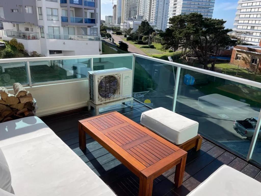 Apartamento en Punta del Este, Brava