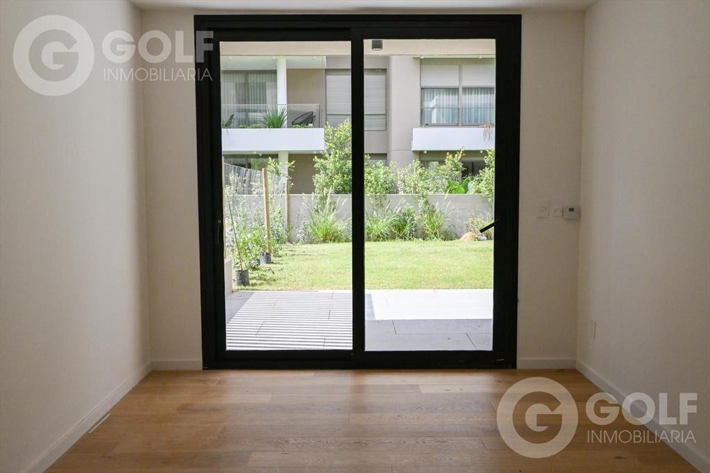 Alquiler de apartamento de 1 dormitorio con parrilla y coch
