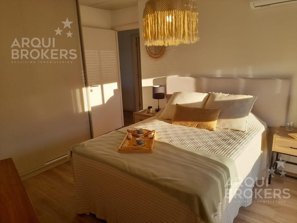 Venta apartamento dos dormitorios en Aguada - 708