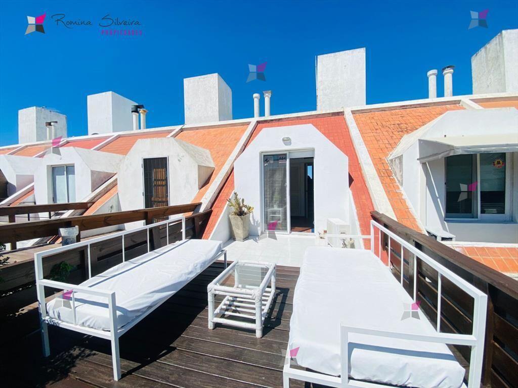 VENTA DE APARTAMENTO DE 3 DORMITORIOS EN LA BARRA PUNTA DEL