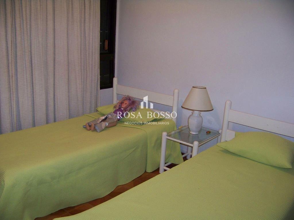 Apartamento en Peninsula, 3 dormitorios *