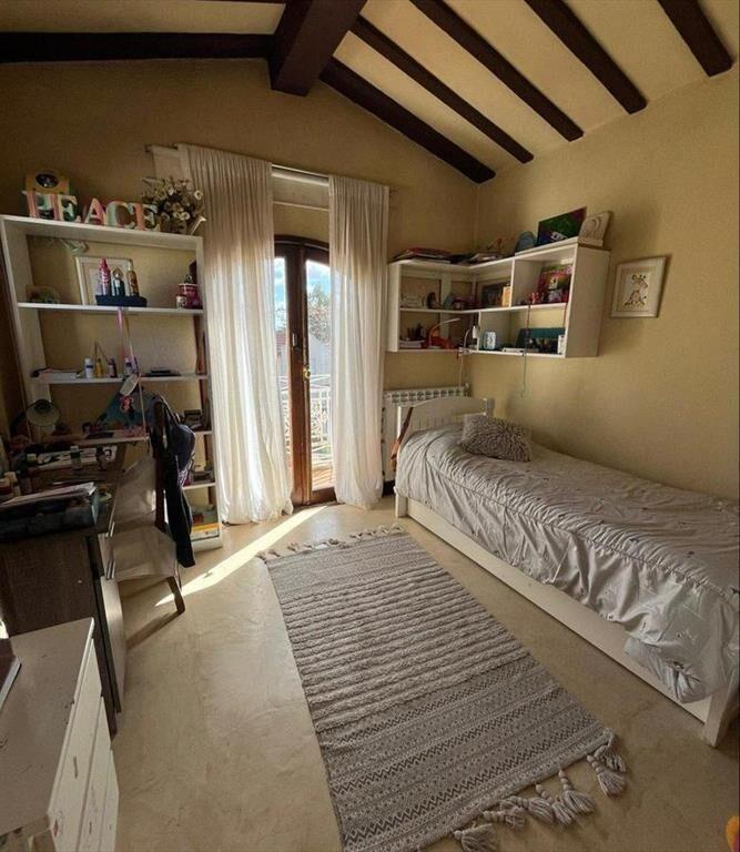 Casa en alquiler temporal, 3 dormitorios más dependencia, P