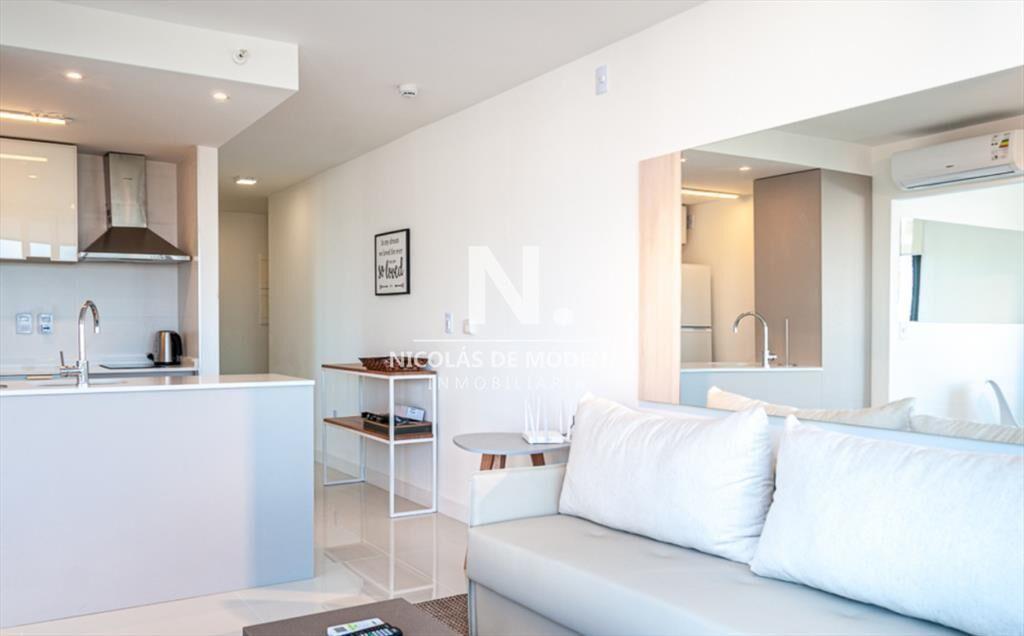 Departamento en venta en Artower de 1 y medio al
