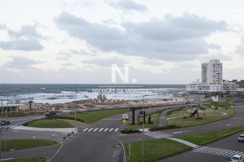 Hermoso departamento en Torre Imperiale, con