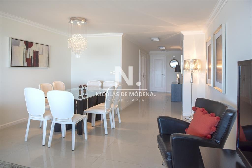 En alquiler apartamento de 3 dormitorios en Brava- Punta de