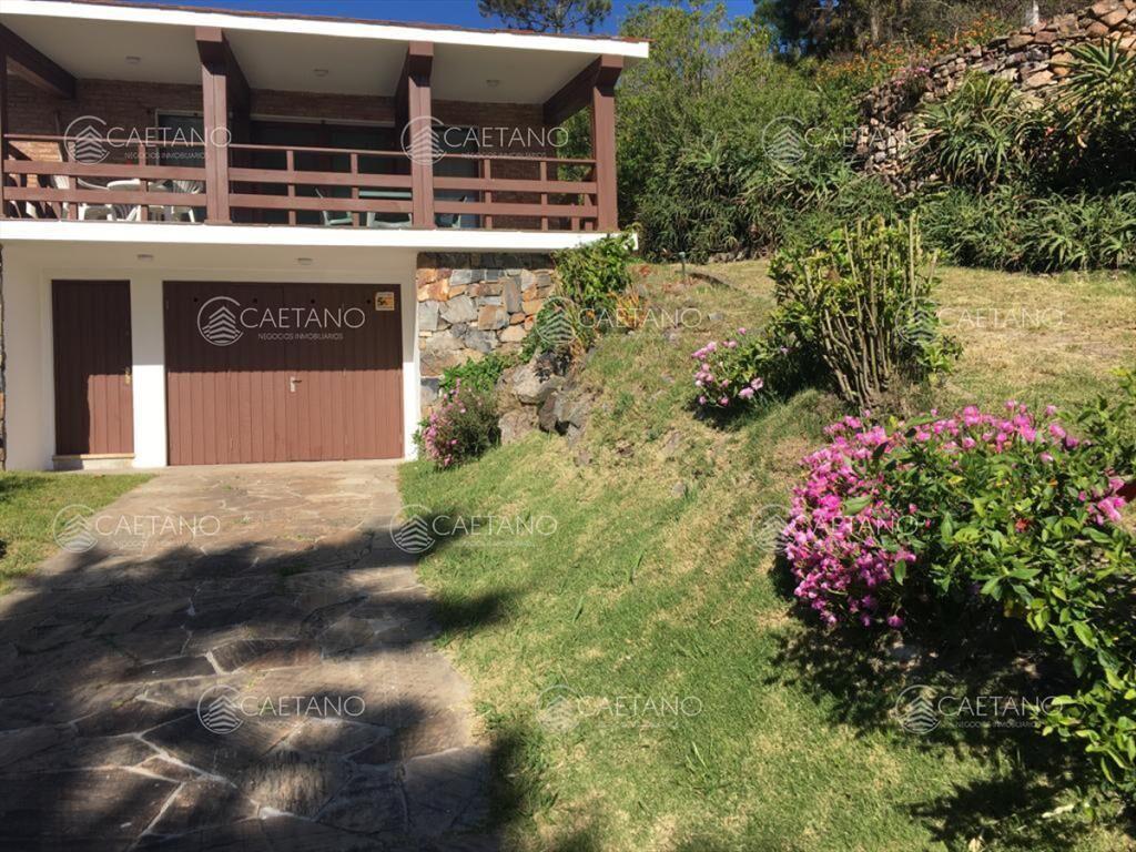 Venta de casa de 3 dormitorios en Punta Ballena
