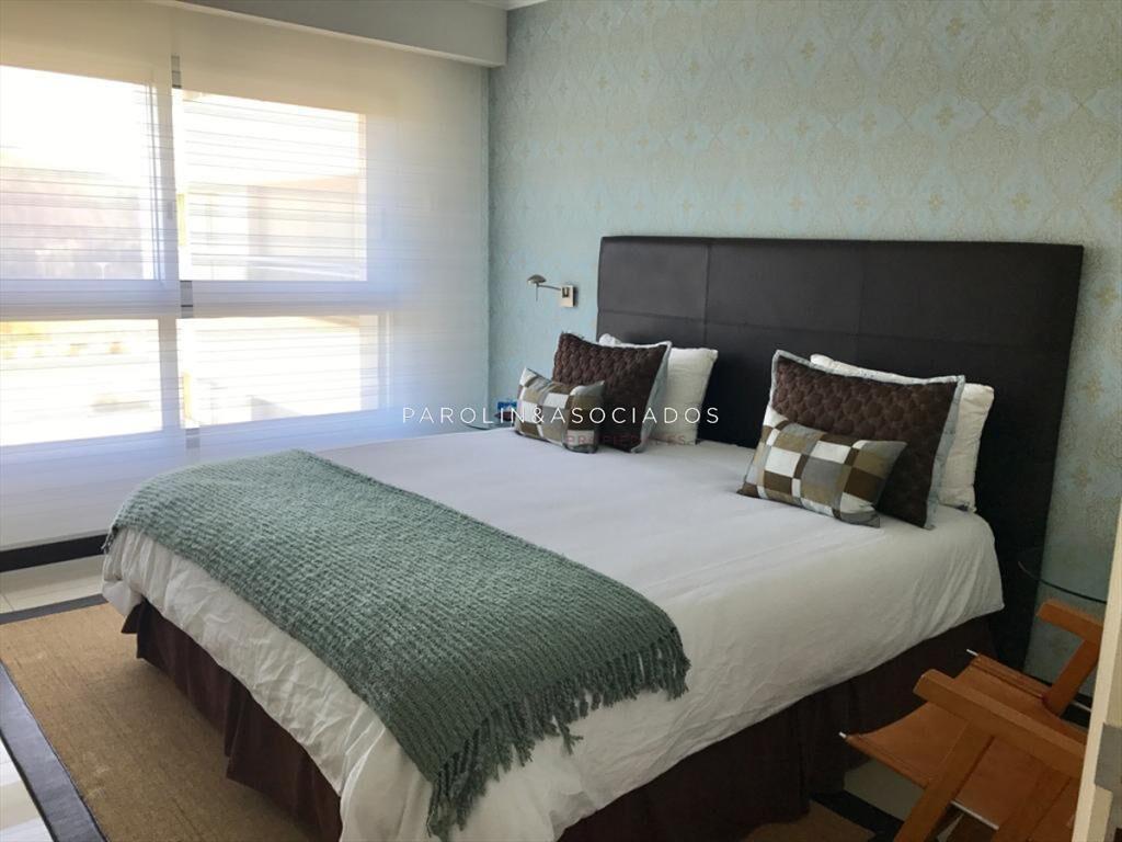 Apartamento en venta de 3 dormitorios en Torre