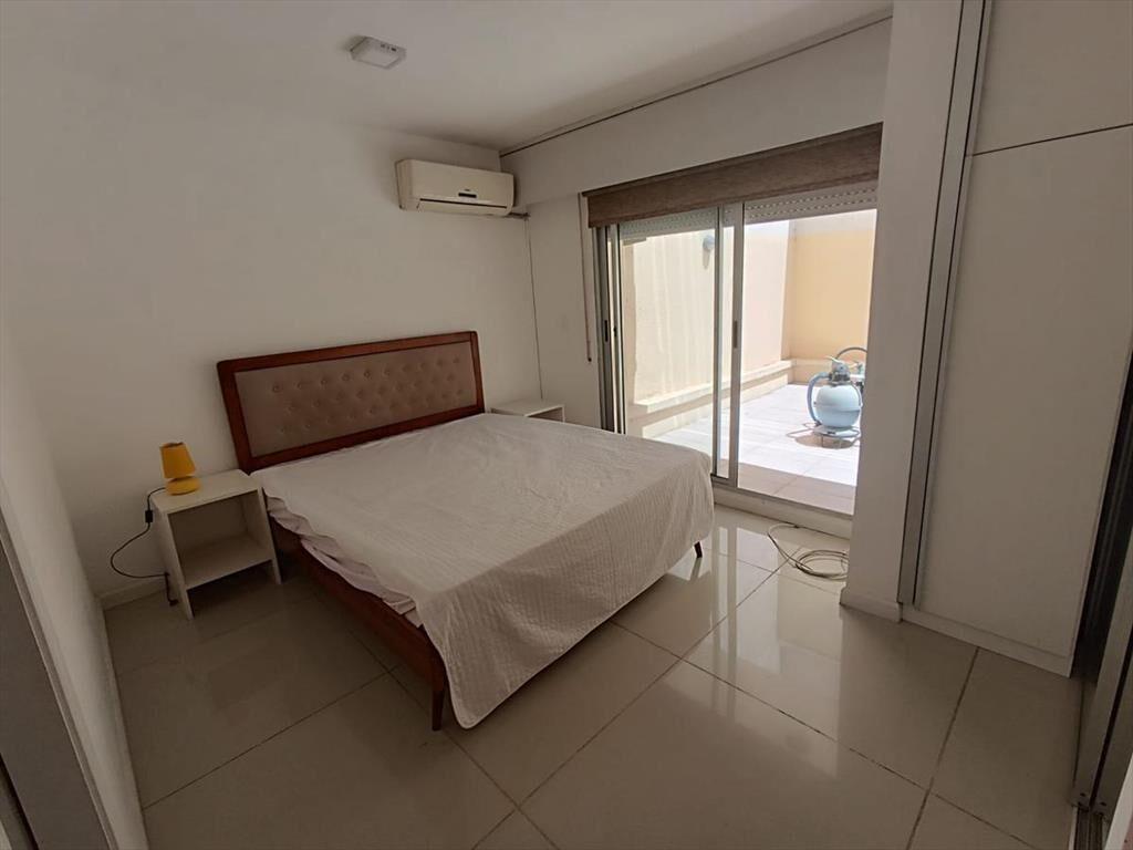 Rambla y Solano Lopez, 3 dorm, amoblado, piscina propia, pa