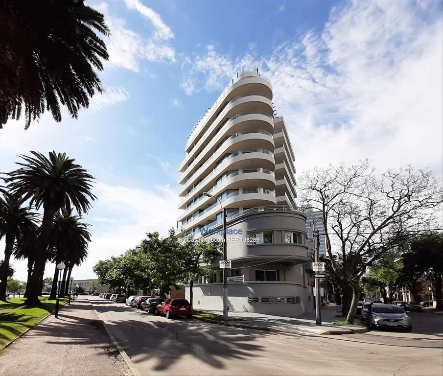 VENTA CON RENTA- OFICINA PUNTA CARRETAS - FRENTE AL GOLF