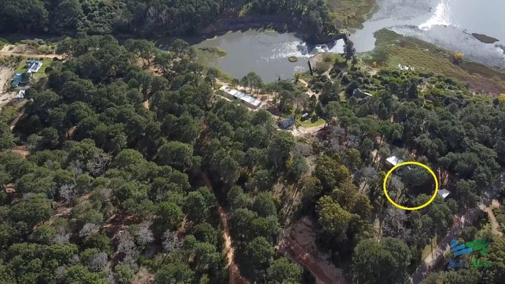 Terreno a metros de la represa de la laguna del
