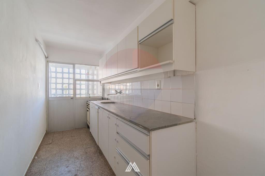 Venta, apartamento de 3 dormitorios en Barrio Sur