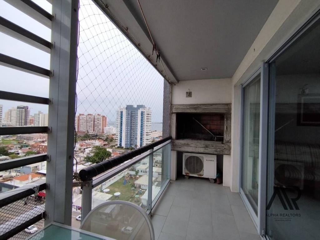 Venta Apartamento Con Balcón Con Parrillero, 2 Dormitori...