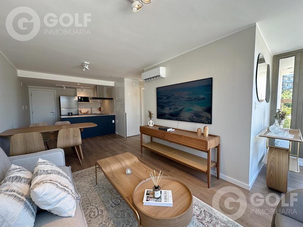 Venta apartamento de dos dormitorios en Pocitos