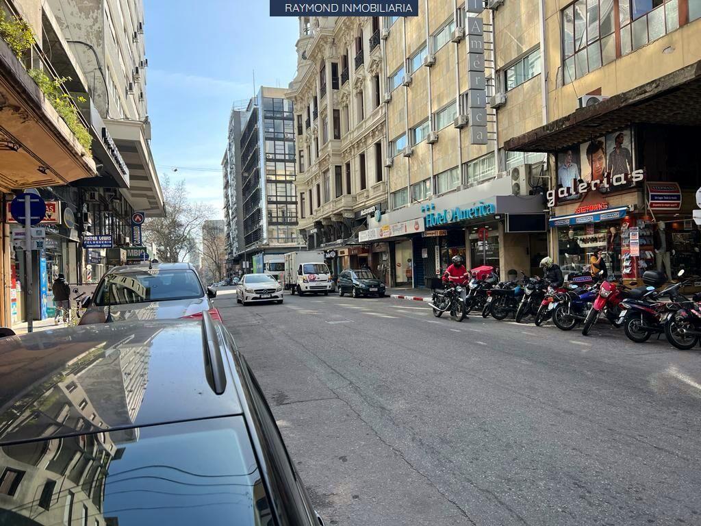 Venta local de 267m2 en el Centro con renta