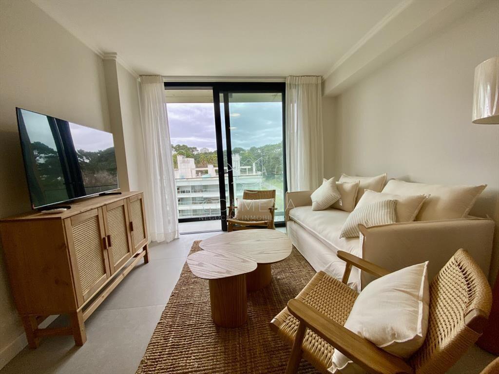 Alquiler Apartamento 2 dormitorios frente al mar