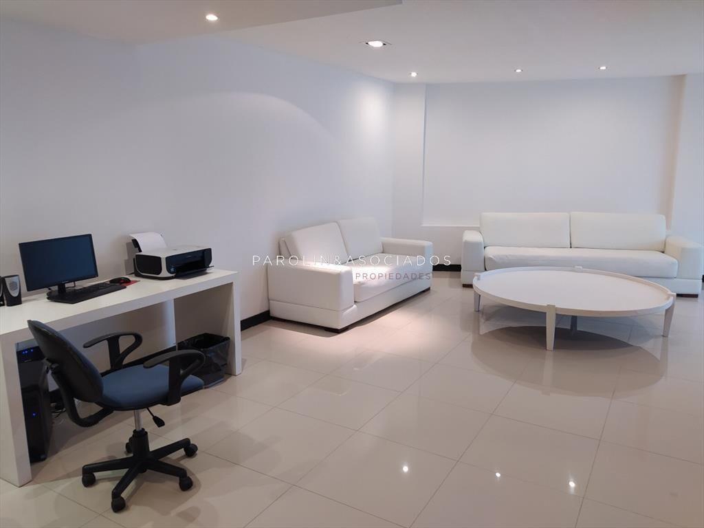 MUY LINDO DEPARTAMENTO CON BAJOS GASTOS COMUNES !
