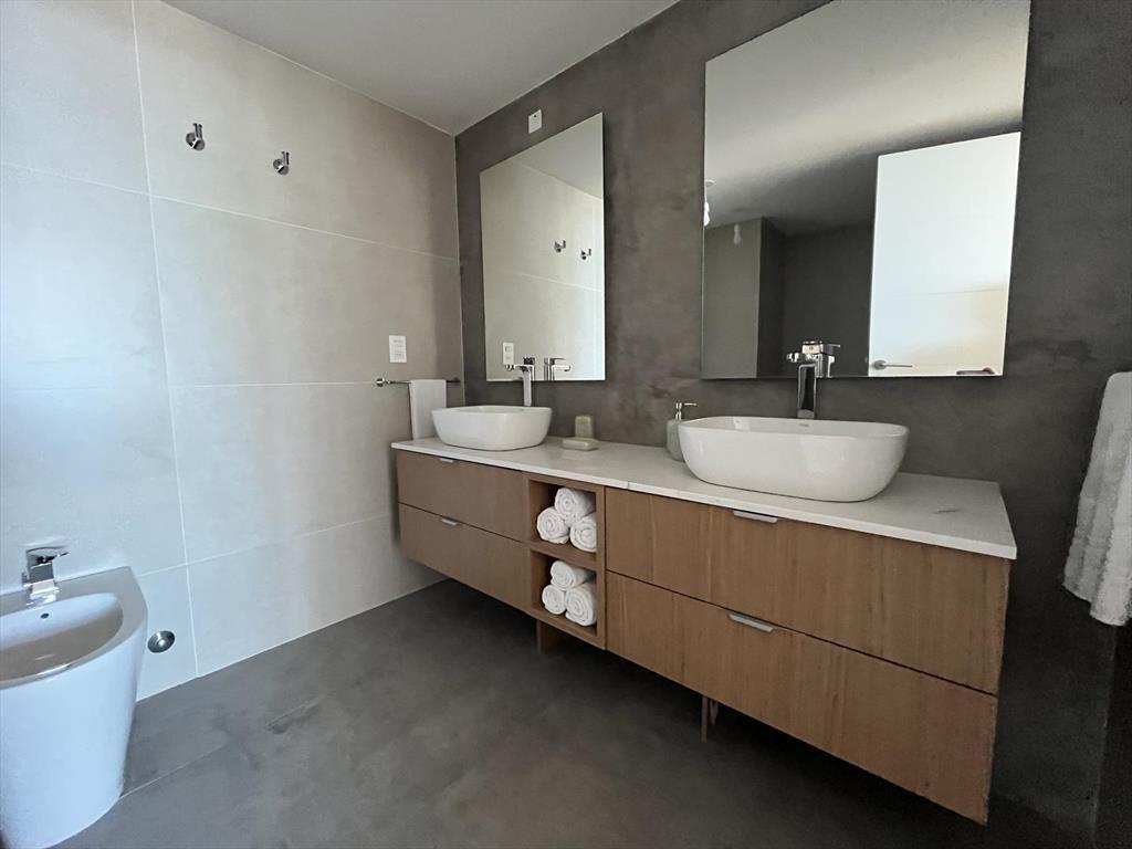 Apartamento 2 Dormitorios Frente al Río, Punta Gorda