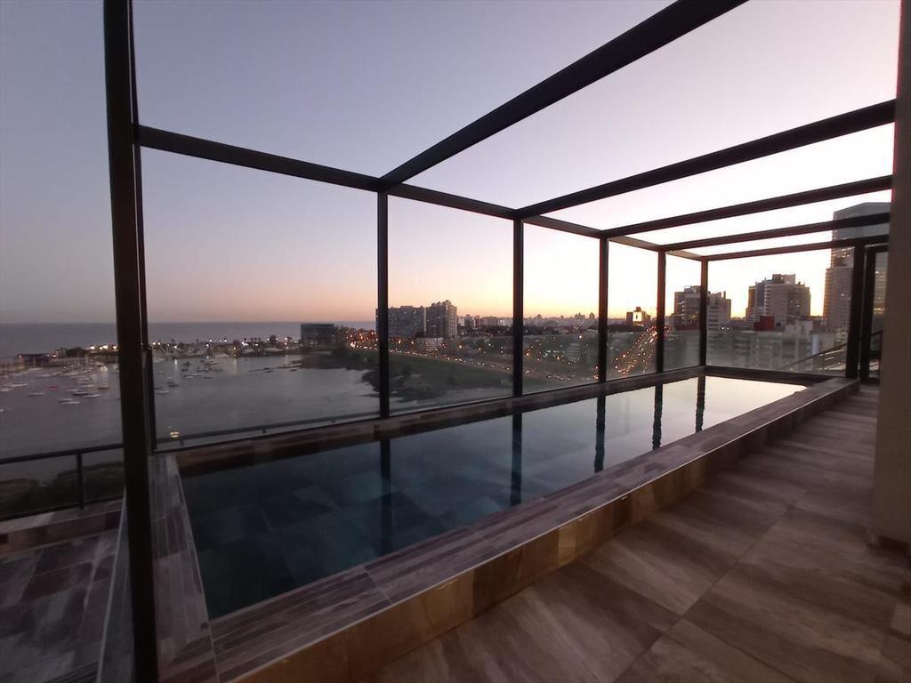 Apartamento - Rambla Armenia y Nicolas Piaggio
